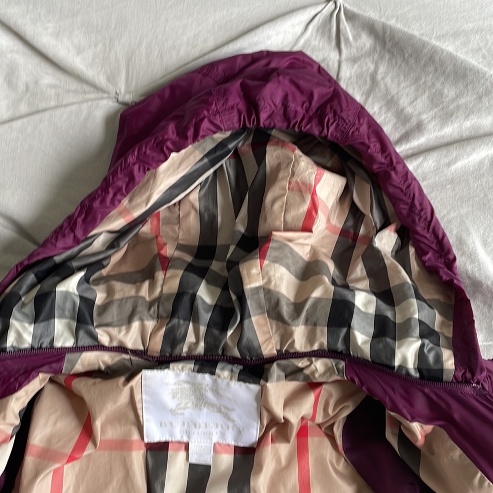 Authentic Girls Burberry Jacket - Picture 6 of 12